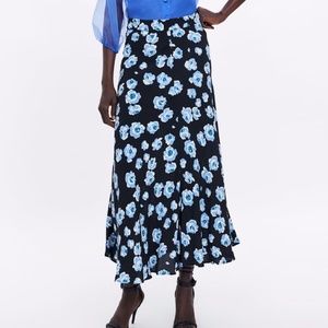Zara blue and black floral midi skirt